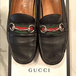 AUTHENTIC GUCCI MENS BLACK LEATHER LOAFERS
